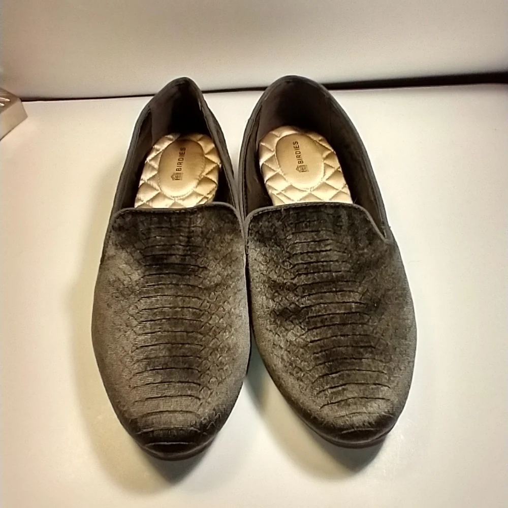 Birdies The Starling Charcoal Python Velvet Embossed Loafers Women's sz 8.